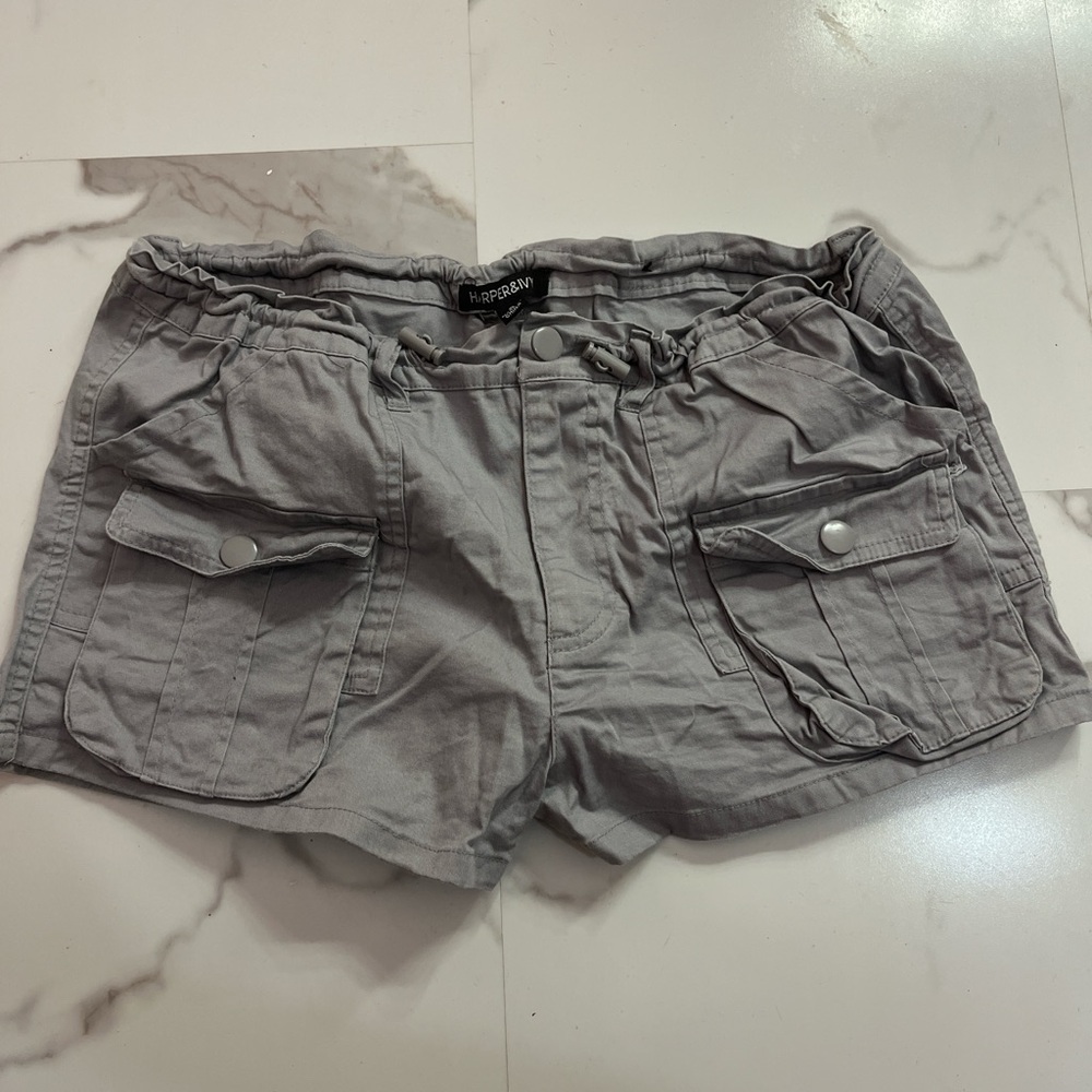 Harper Gray Cargo Shorts Casual Style